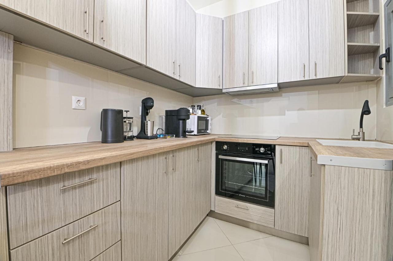 Areos Comfort Living Apartment - Alexandras Ave 72 Atenas Exterior foto