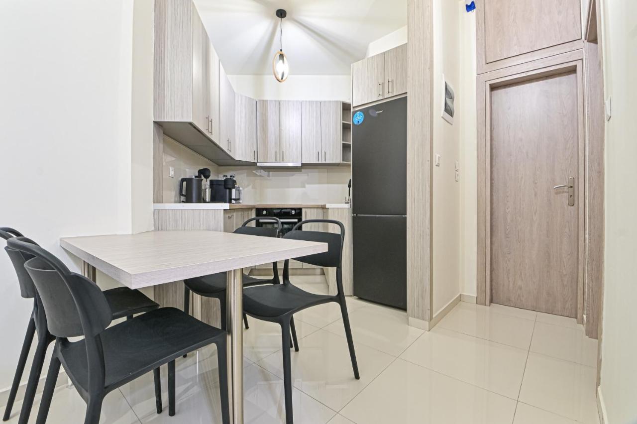 Areos Comfort Living Apartment - Alexandras Ave 72 Atenas Exterior foto